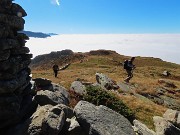 35 Adesso camminiamo baciati dal sole